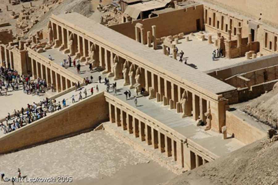 Half day, to visit the Necropolis of Thebes